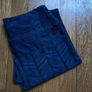 Black and blue Lularoe leggings Size OS